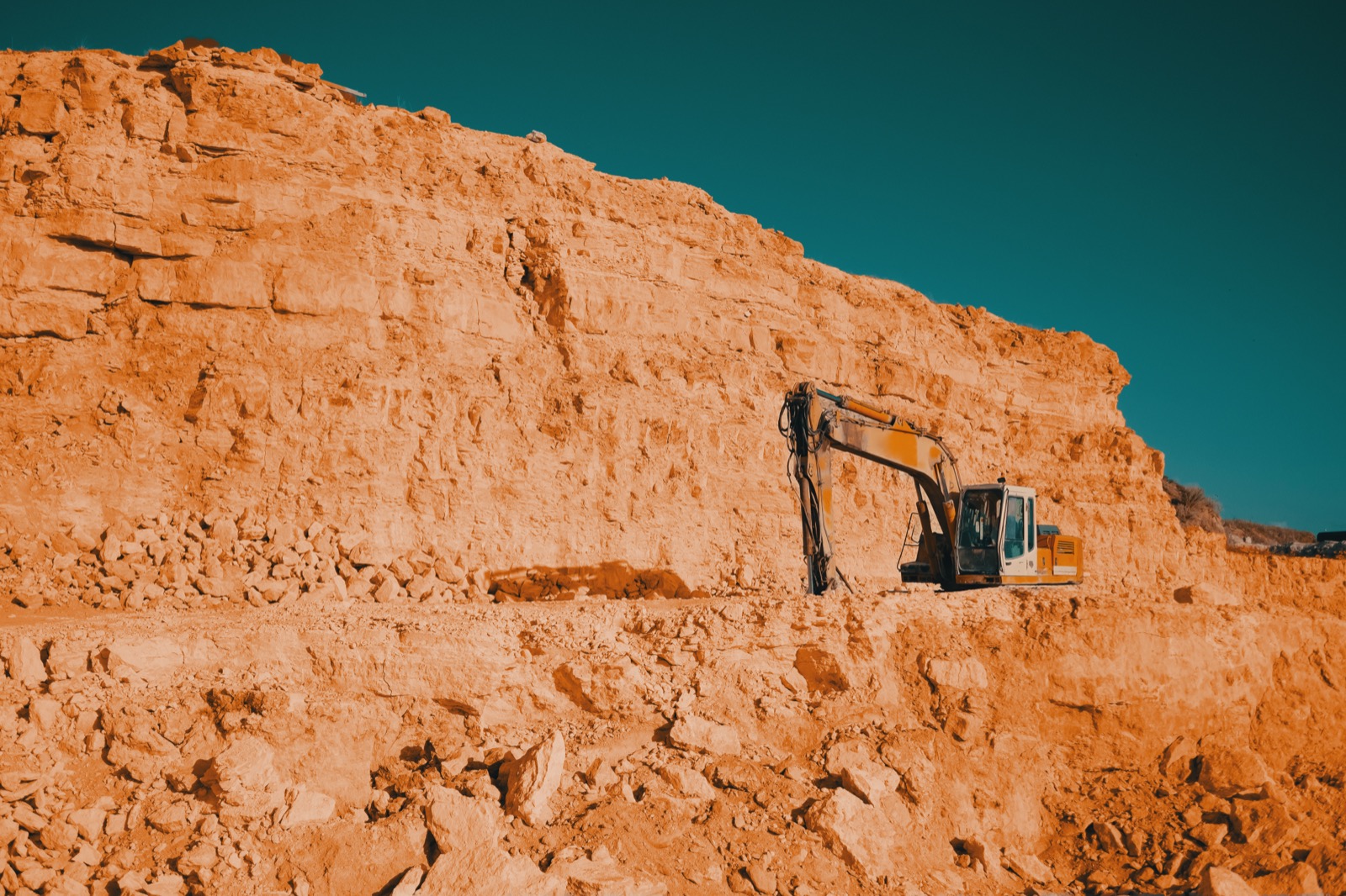 Maquinaria Pesada & Minería